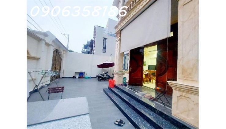 BÁN GẤP BIỆT THỰ 2 MẶT TIÊN, 300M2 GIÂP QUẬN GÒ VẤP